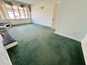 Lounge- click for photo gallery